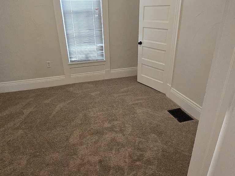 1624 Castle Ave #DOWNSTAIRS — Photo 30