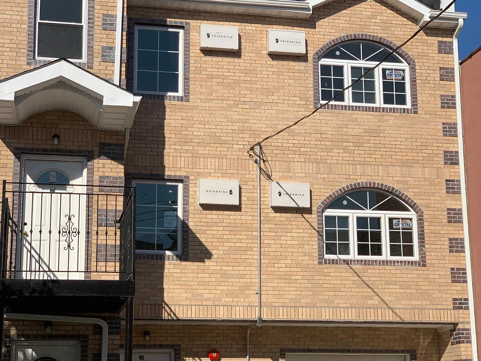27 Hill St — Photo 1