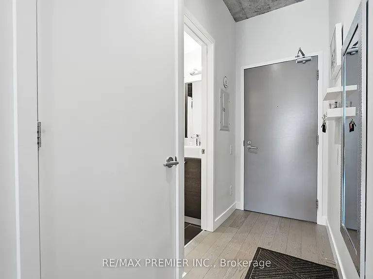25 Stafford St #407 — Photo 9