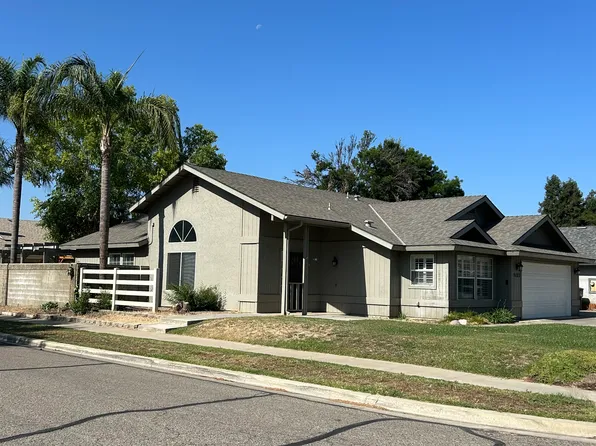 5123 W Iris Ct, Visalia, CA 93277