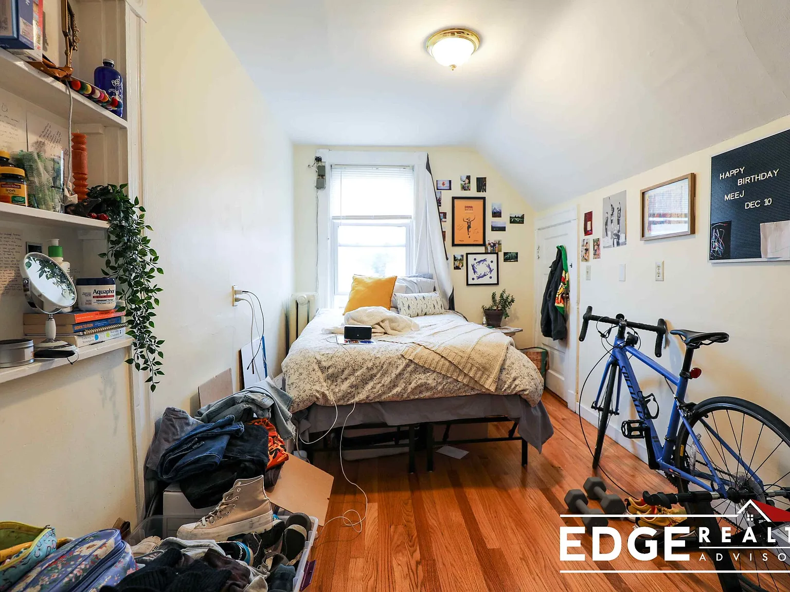 3 bed, 1650 sqft, $3,825 — Photo 4