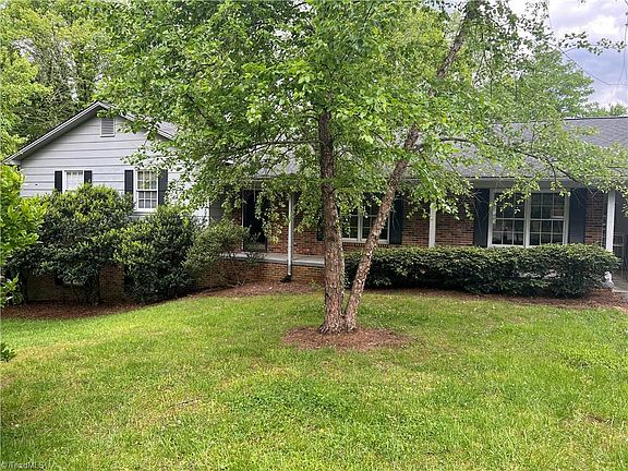 5th image of 348 Maplewood Dr