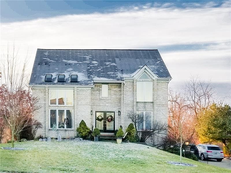 1st image of 1637 Royal Oak Dr