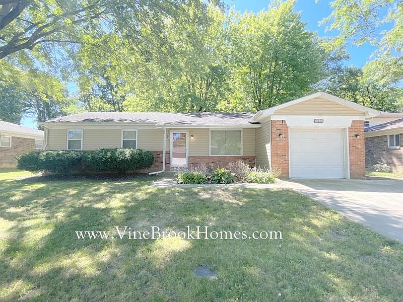 1st image of 11213 E Sedlak Ln