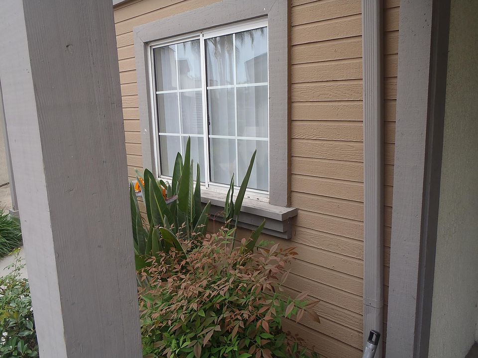 1st image of 11325 Laurel Ave APT 9