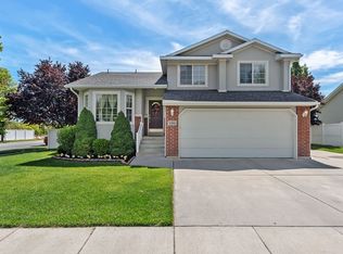 1284 Bridgecreek Ln, Layton, UT 84041