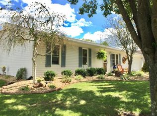 10632 Timberview Dr, Aurora, IN 47001