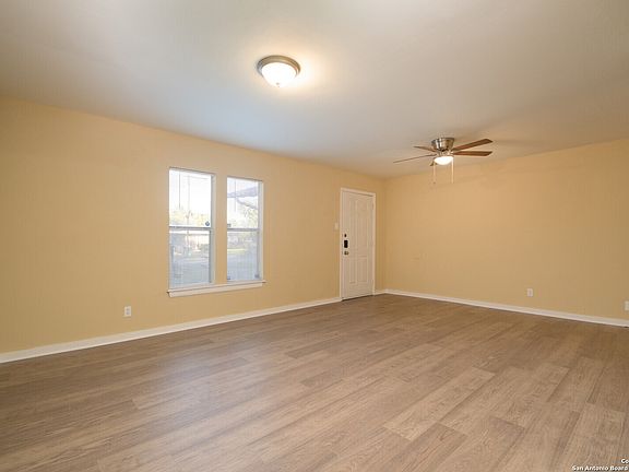 4th image of 322 CREATH PL