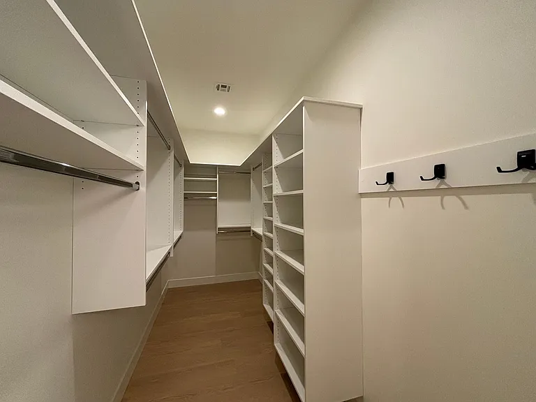 73 N 520 W #10 — Photo 27