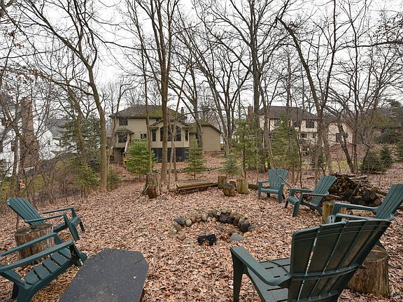 3rd image of 13165 Heritage Way
