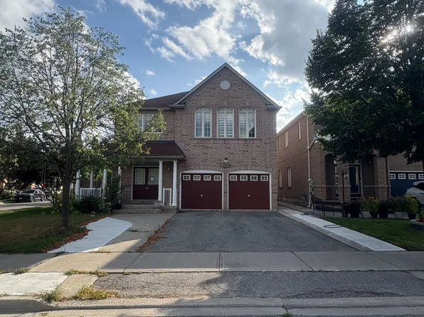 32 Midnightsun Trl, Brampton, ON L6R 3K3