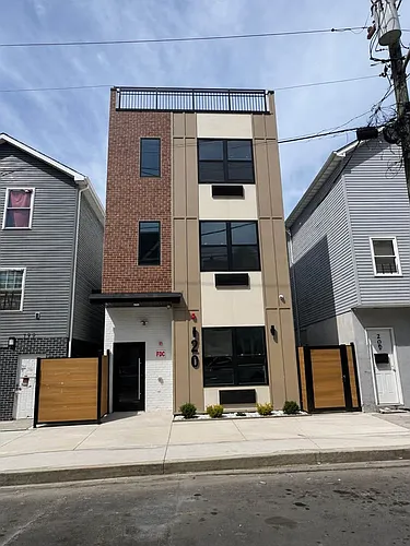 188 Lafayette St Photo 1