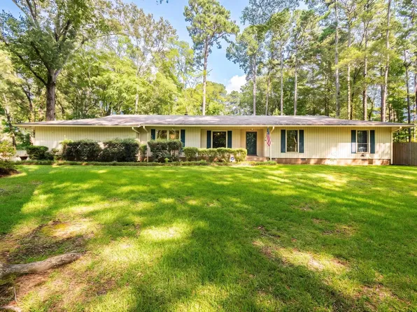 803 Eastridge Dr, El Dorado, AR 71730
