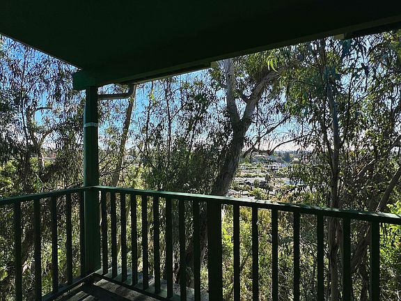 5th image of 1404 San Remo Dr #1404