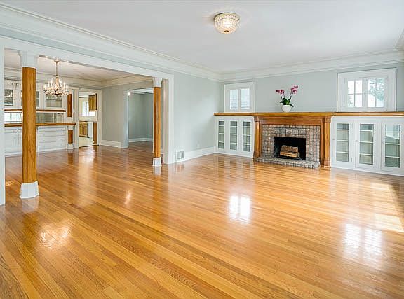 4th image of 5142 Hermosa Ave