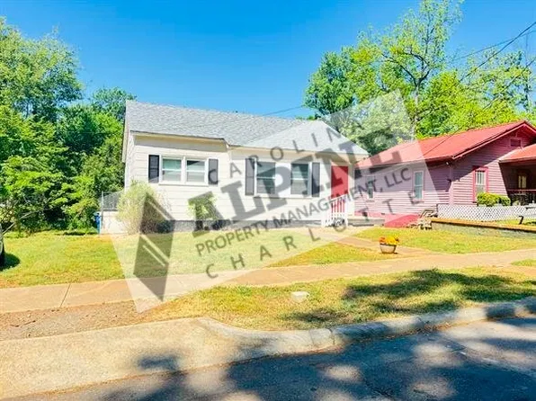 1030 Caldwell St, Statesville, NC 28677