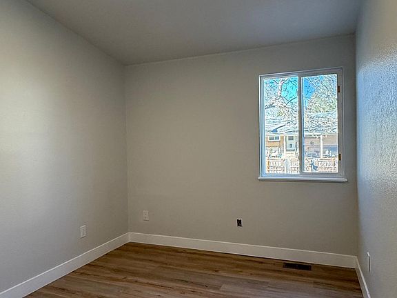 4th image of 5331 W Louisiana Ave #4