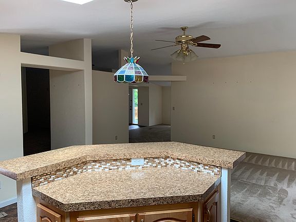 4th image of 3687 Sagebrush Ln NW