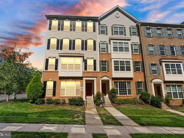 6149 Aster Haven Cir, Haymarket, VA 20169