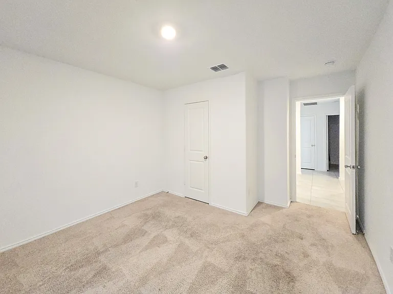 8665 Becker Ave — Photo 15