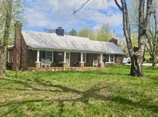 990 Greenwood Rd, Lebanon, TN 37090