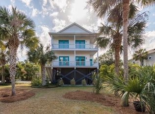 311 Shadow Race Ln, Folly Beach, SC 29439
