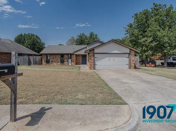 4612 Forest Hills Dr, Noble, OK 73068