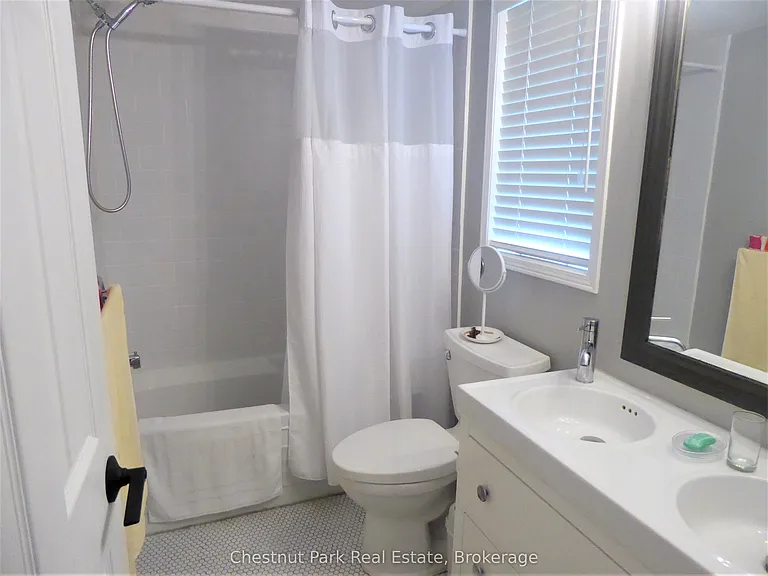 17 Valleymede Ct — Photo 20