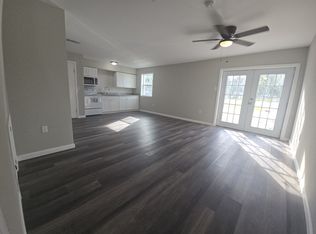 207 River Oaks Dr APT E, Destrehan, LA 70047