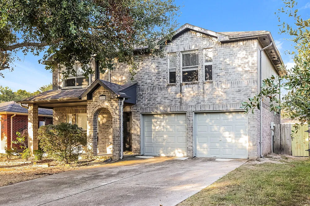 3 bed, 2.5 bath, 2108 sqft, $1,865 — Photo 4