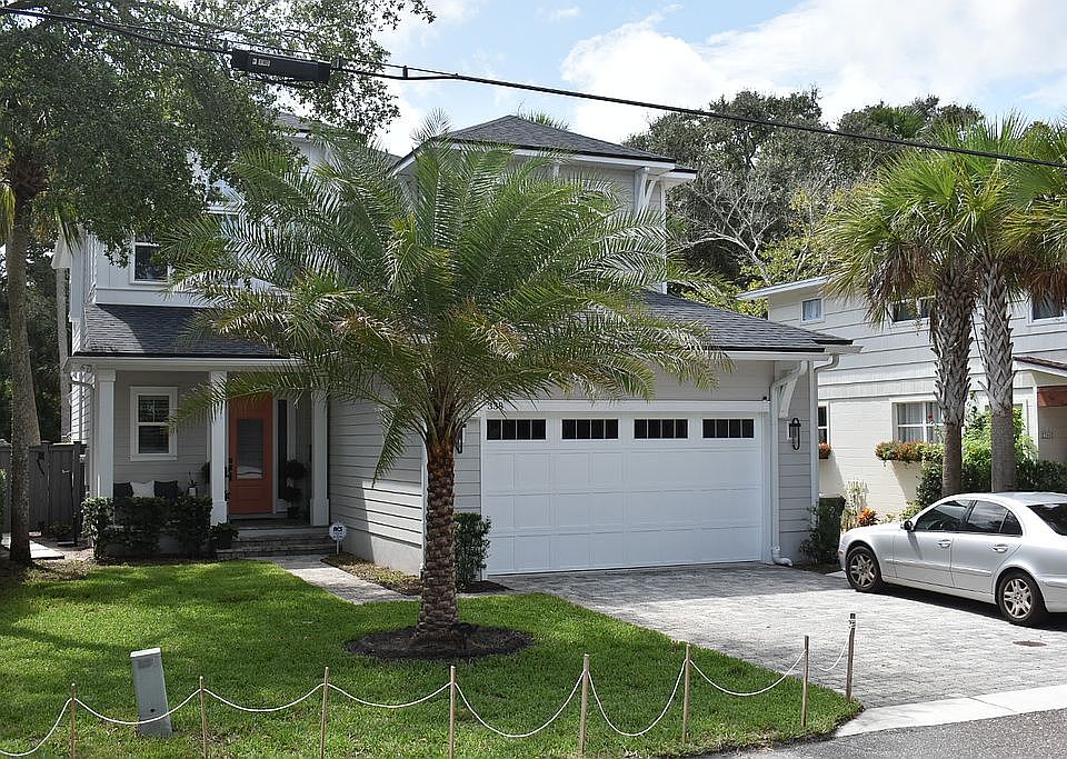 2nd image of 340 4th St