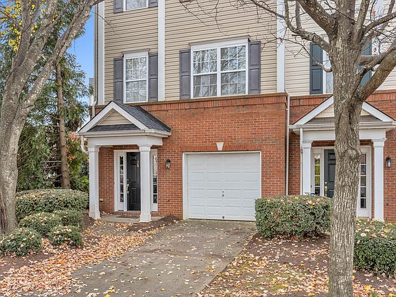 3rd image of 15 Annacey Pl