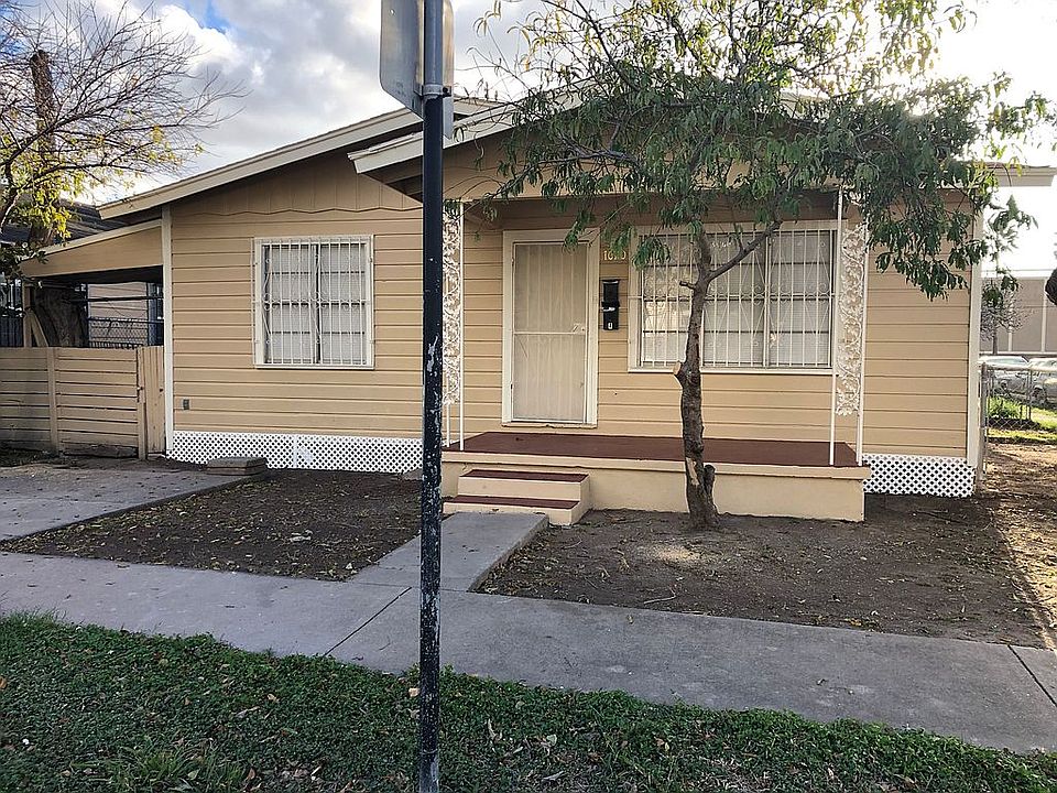 1st image of 134 E 10th St