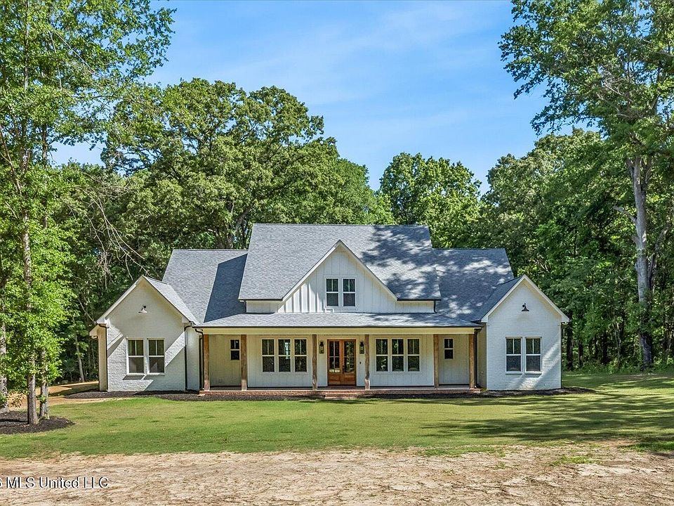 1st image of 175 Fulmer Rd #B