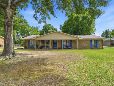 110 E Larkspur St, White Oak, TX, 75693