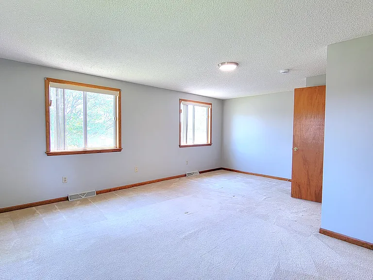 200 Losson Rd #B — Photo 18