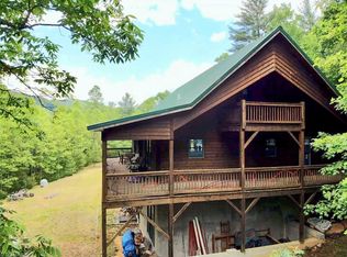 1057 Valley View Dr, Purlear, NC 28665