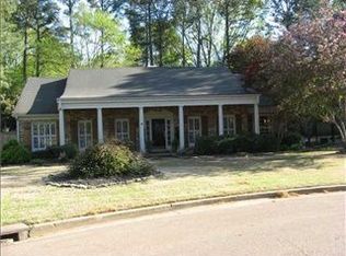 7705 McHenry Cir S, Memphis, TN 38138