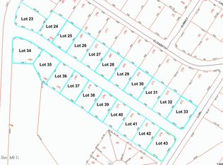 10011021-1001 1021 Parrott Dr, New Bern, NC 28560