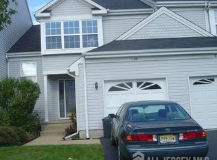 138 Colony Club Dr #1502, Sayreville, NJ 08872