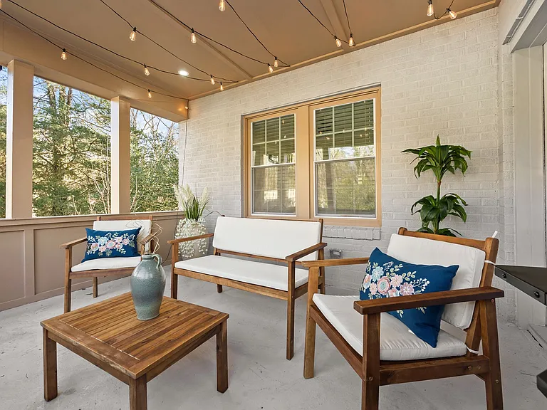 1550 Mayflower Ave SW — Photo 8