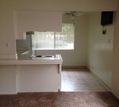 3rd image of 710 17th St APT 01