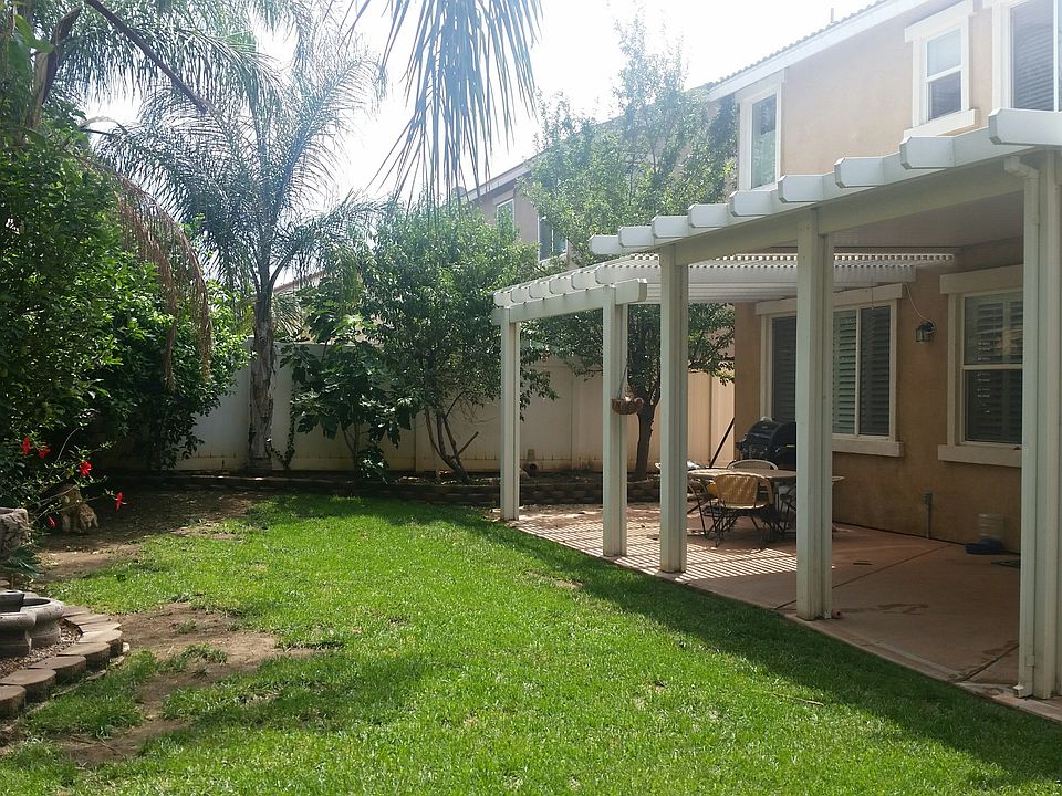 2nd image of 634 Canyon Crest Rd