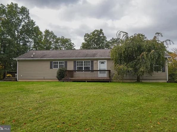 91 Badger Ln, Augusta, WV 26704