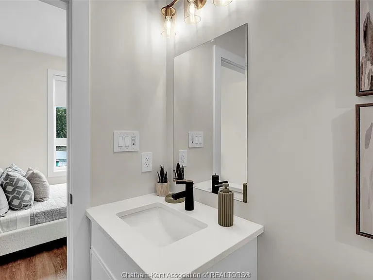 12 Mill St W #214 — Photo 29