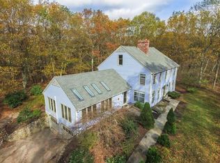 236 North St, Upton, MA 01568
