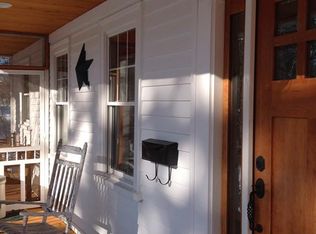 34 Pond St, Georgetown, MA 01833