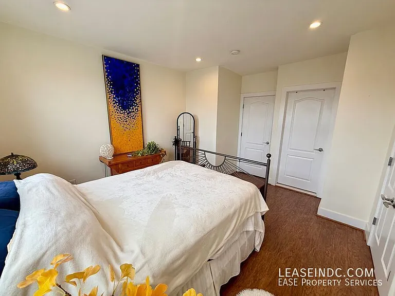 1200 Monroe St NW #B — Photo 12