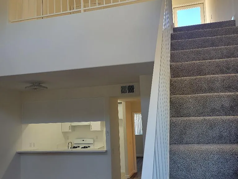 11027 Aqua Vista St #4 — Photo 8