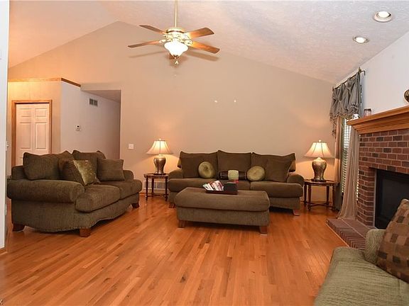 4th image of 1288 Bell Ave